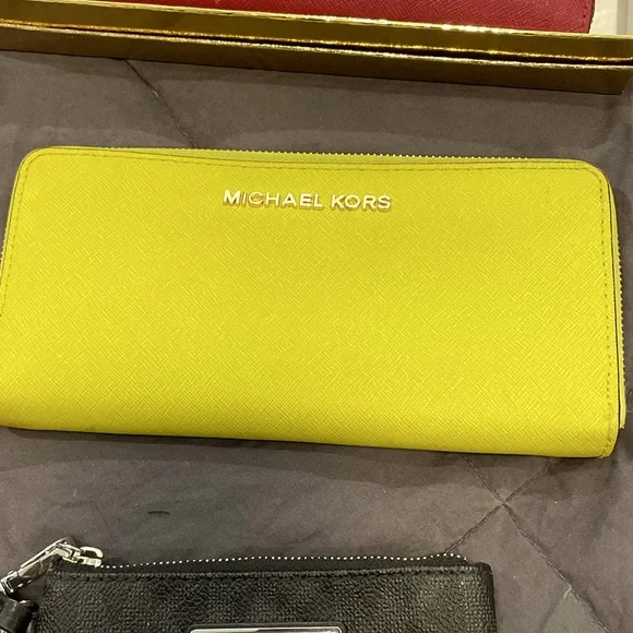Michael Kors Yellow/Green Wallet